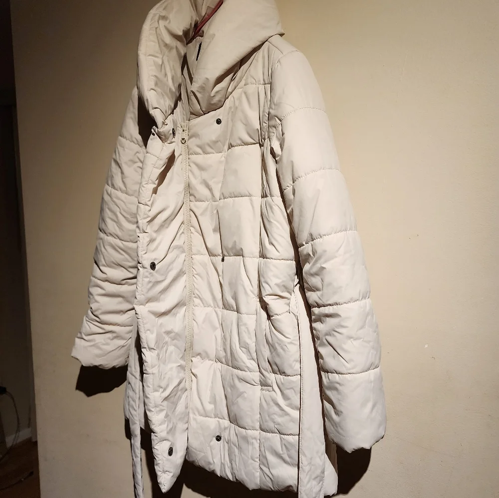 Women's Water Repellent Puffer Coat Jacket with Belt - Picture 4 of 6